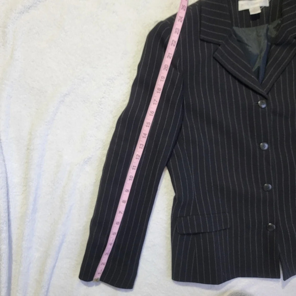 NWT Petite Sophisticate Classic Black Pinstripe 4 Button Blazer Jacket Size 12P - Picture 12 of 12
